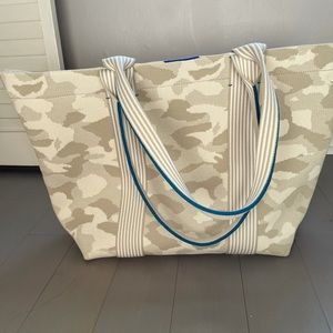 Rothys tote